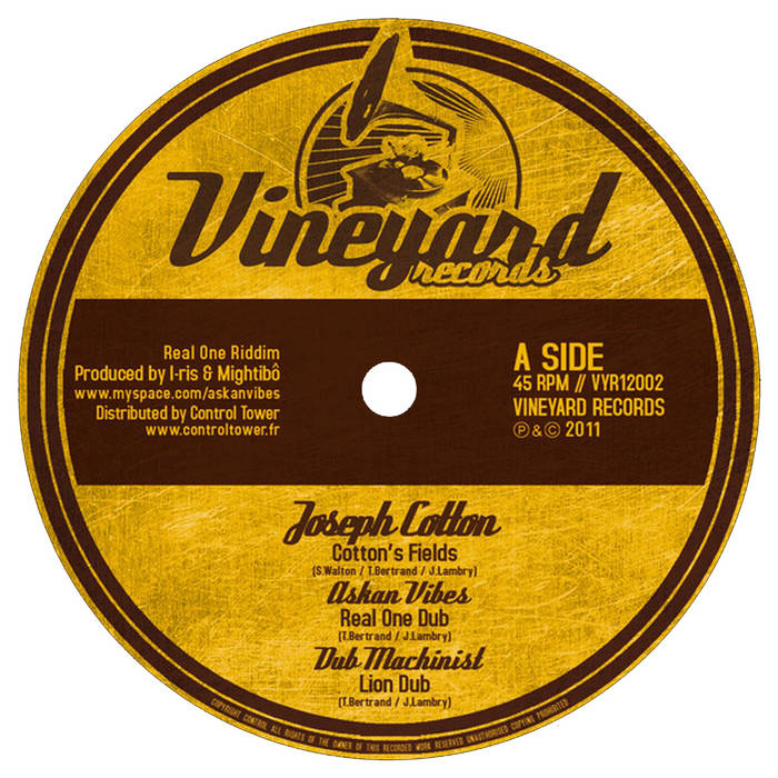 Askan Vibes feat. Joseph Cotton & Roberto Sanchez