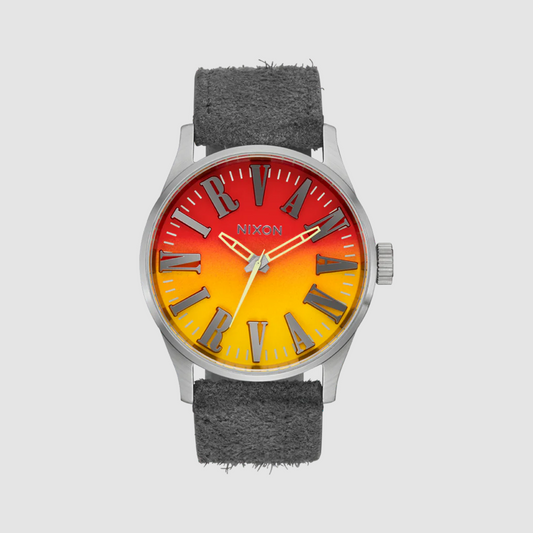 Montre Nixon avec bracelet en cuir Sentry Leather NIRVANA