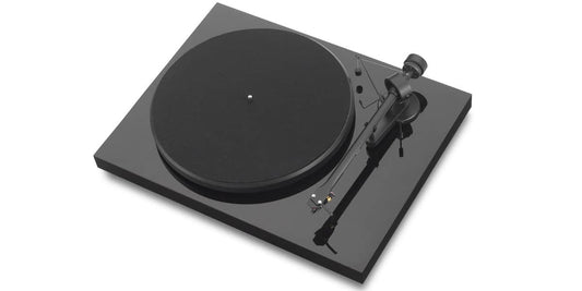 Pro-Ject - Debut Reference III Piano Black | OM5E