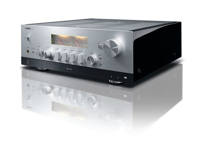 Yamaha RN-2000 A